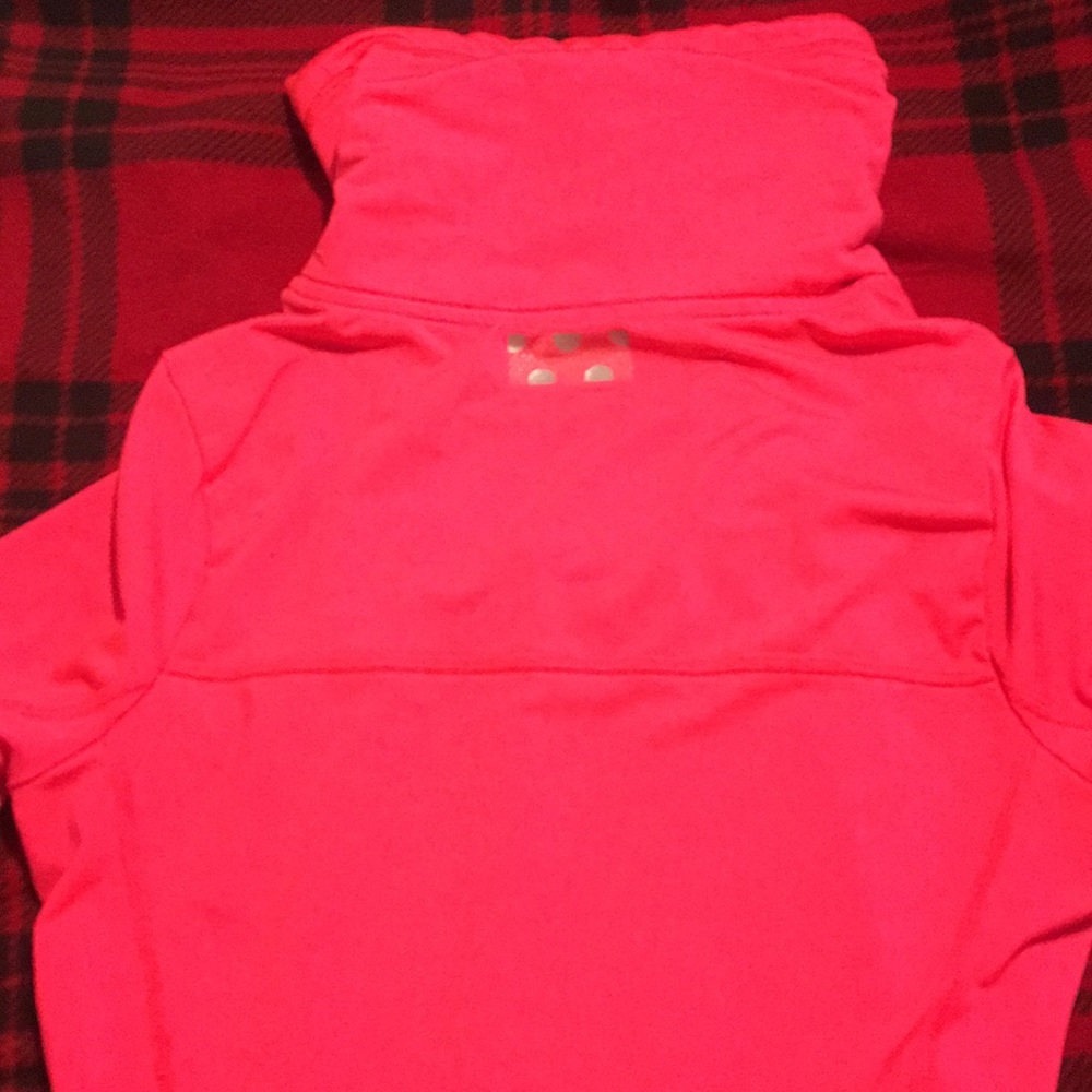 Victoria secret sweater - Picture 4 of 4